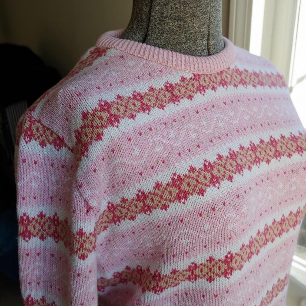 Vintage Women's J. Crew Pink Patterned Sweater